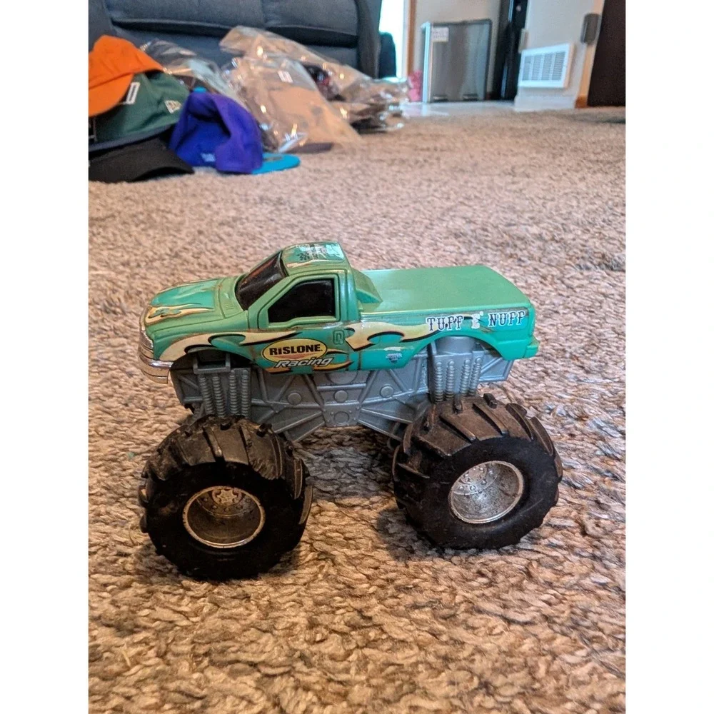 Hot Wheels Green Monster Truck Tuff E Nuff Mattel 2001 89853 Rislone Racing